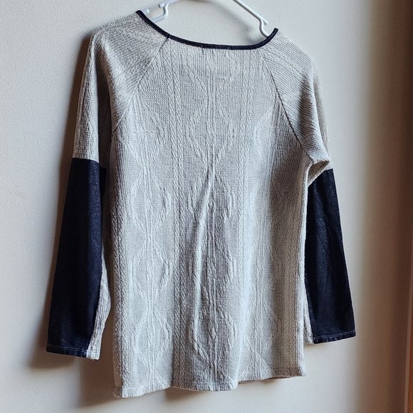 Monteau Light Gray/Black Scoop Neck Sweater Size Small - Picture 13 of 16